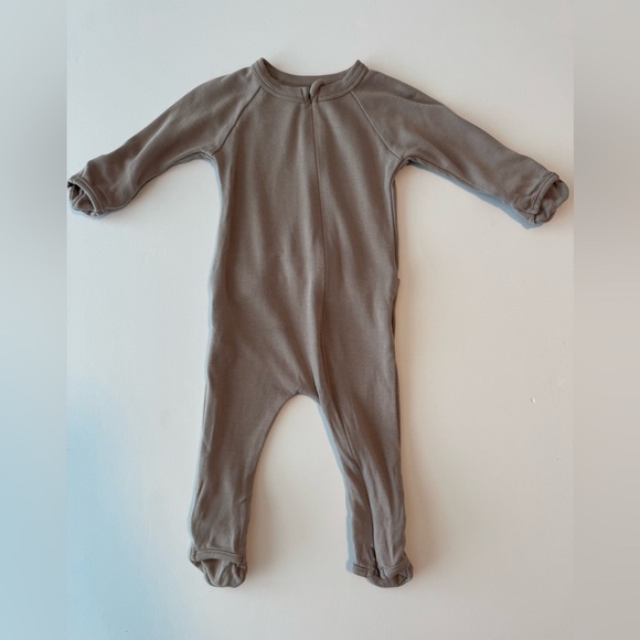 Goumi Baby Footie 0-3 Months | Bamboo & Organic Cotton - Picture 2 of 7